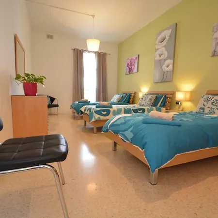 Helena Host Apartmán Saint Julian's